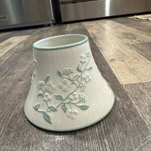 Yankee Candle Cream with Floral Candle Shade Crackle Look